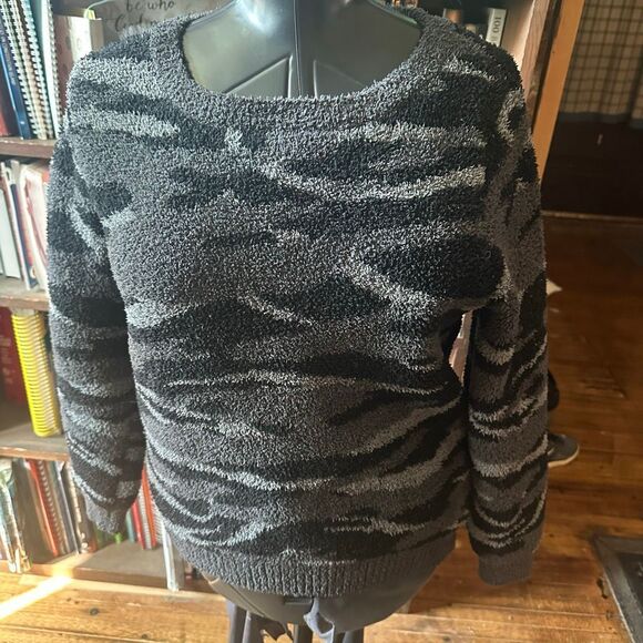 Barefoot Dream Cozychic gray camo M plush luxe pullover sweater - Picture 2 of 4